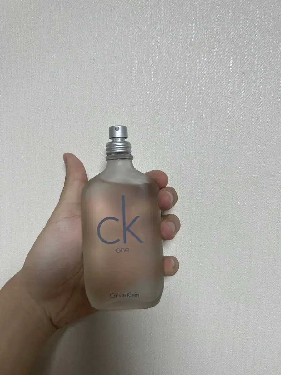 ck1 100ml 새상품 판매합니다